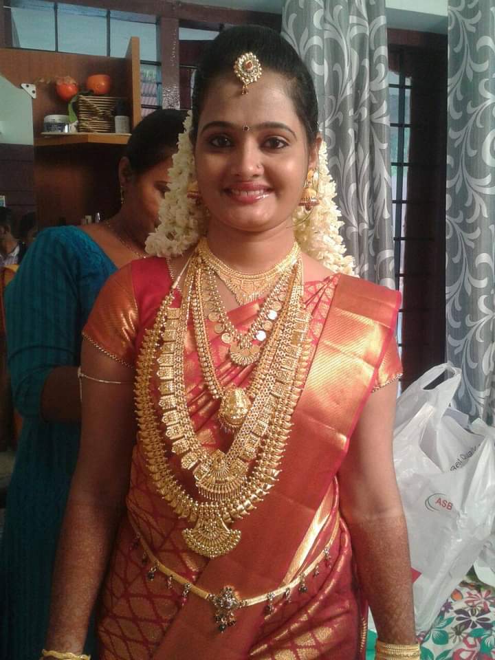 SHINES BEAUTY PARLOUR PATHANAMTHITTA